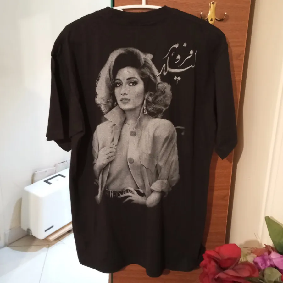 تیشرت لیلا فروهر 44 و 46