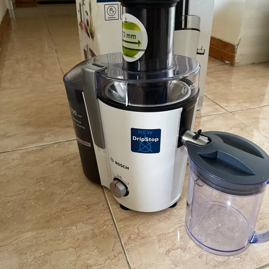 آبمیوه گیری بوش