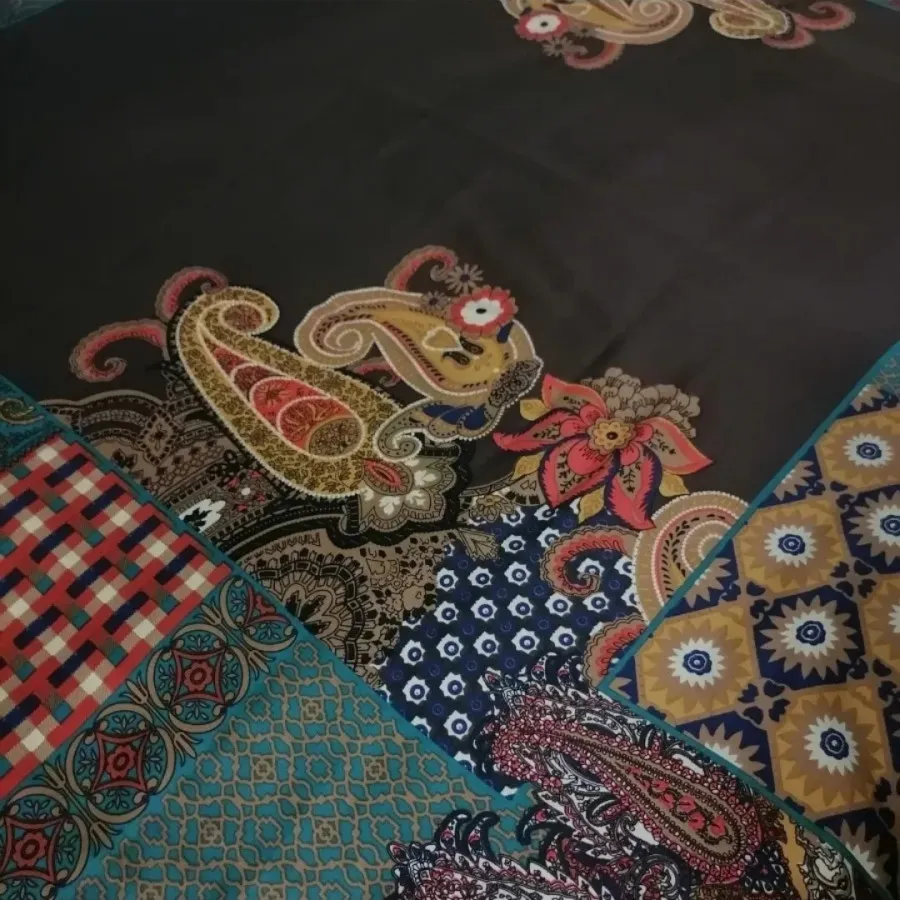 روسری ساتن