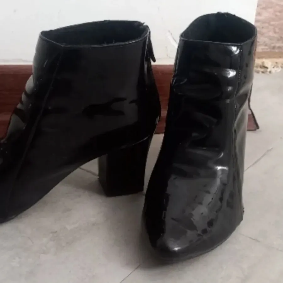بوت ورنی