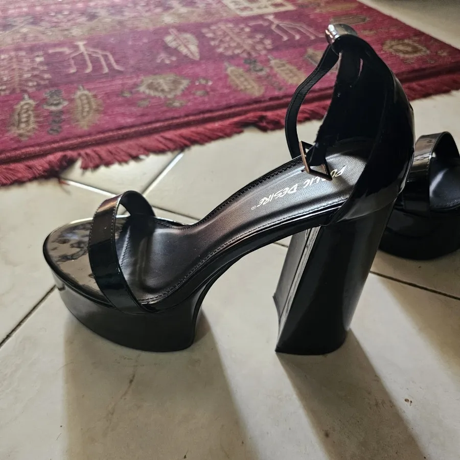 کفش مجلسی انگلیسی