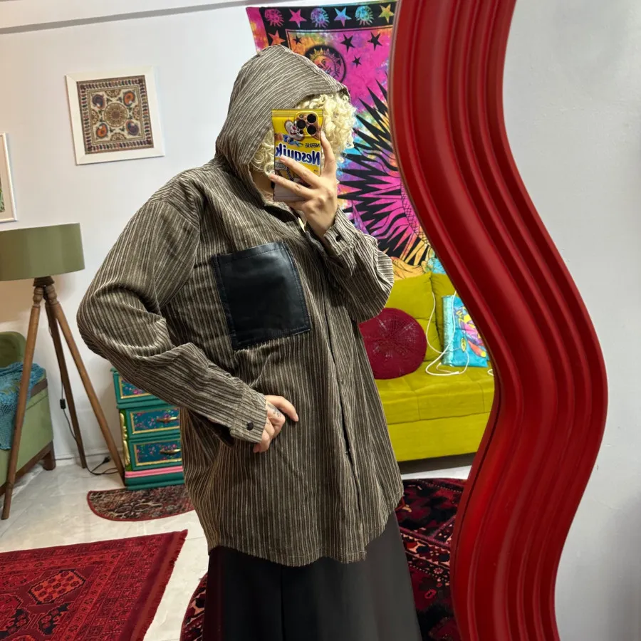 مانتوکلاهدار