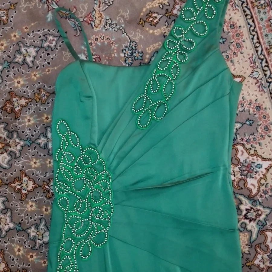 ماکسی سبز مجلسی
