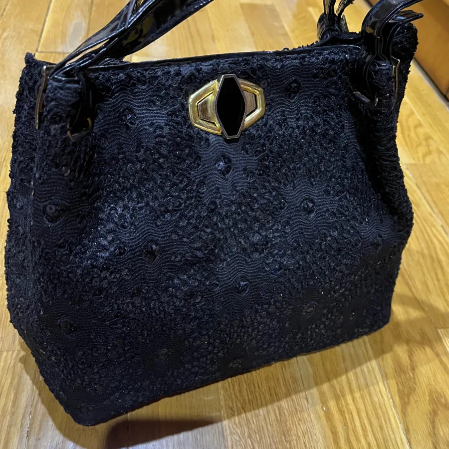 کیف دستی پولکدوزی دار