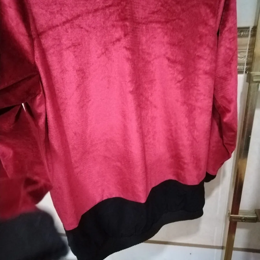 بلوز مخمل زرشکی