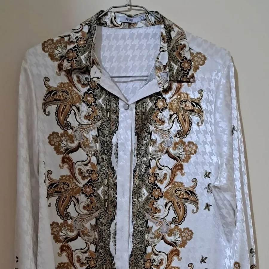مانتو و شومیز