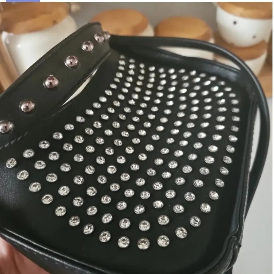 کیف نگین کاری