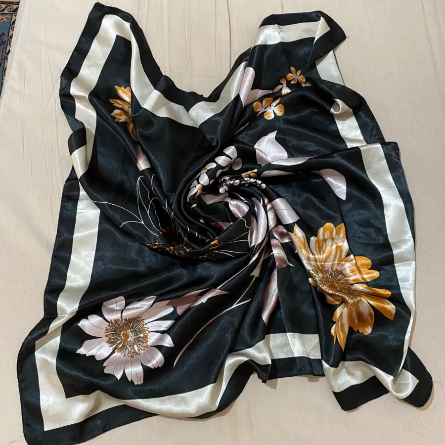 روسری ساتن ابریشمی