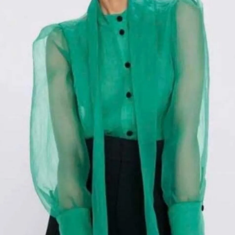 بلوز zara