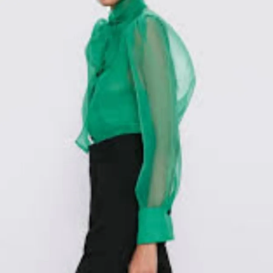 بلوز zara