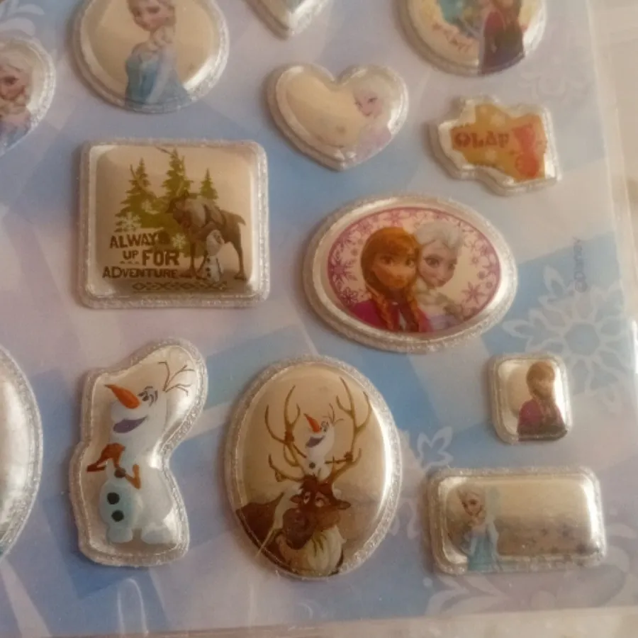 استیکر FROZEN اصل