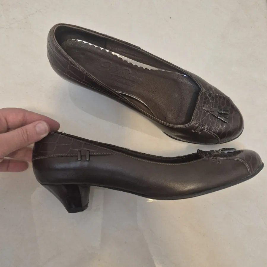 کفش چرم قهوه ای