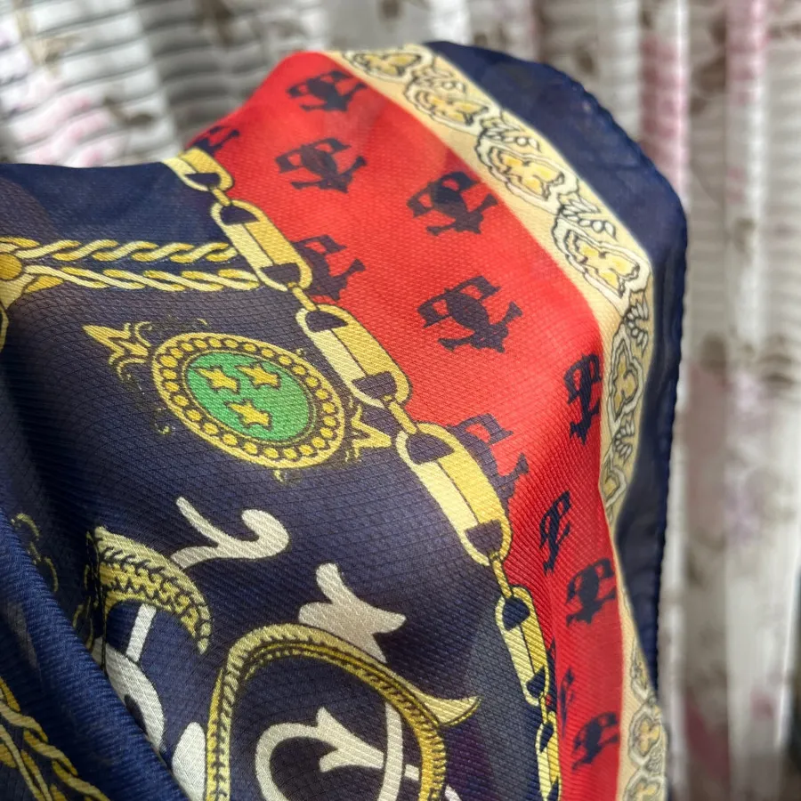شال طرحدار سرمه ای