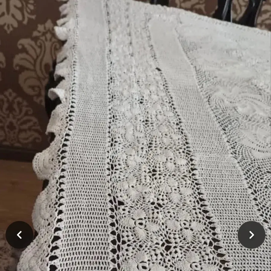 رومیزی قلاب بافی