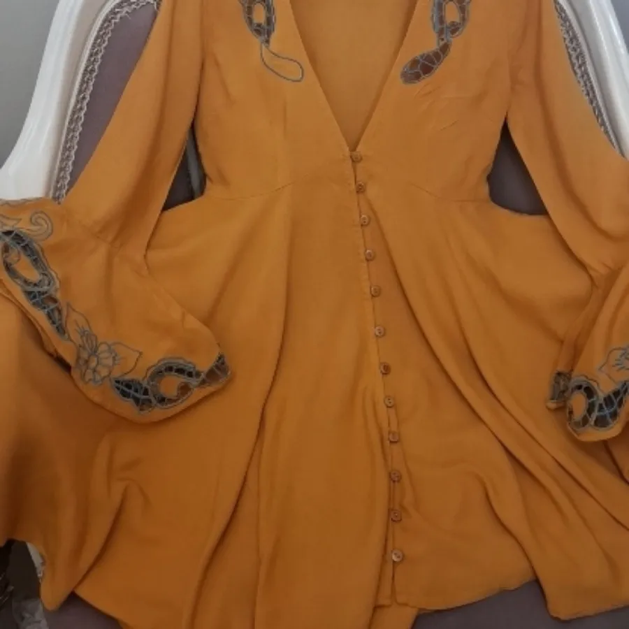 پیراهن زنانه