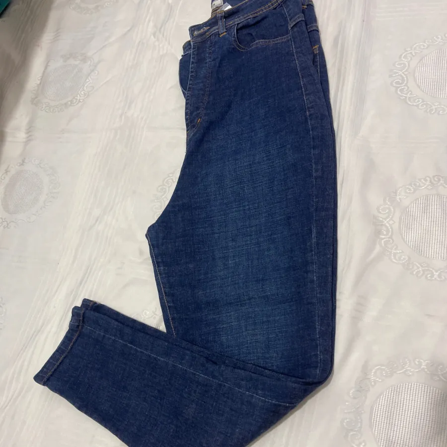 شلوار جین PULL&BEAR