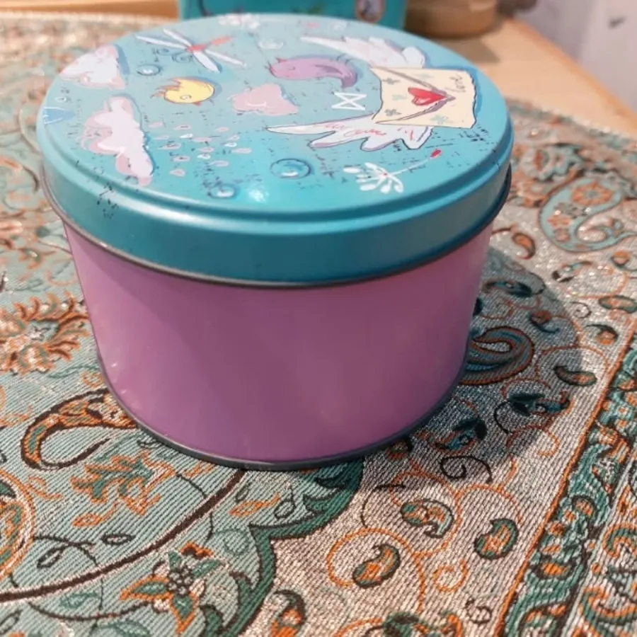 جعبه فلزی