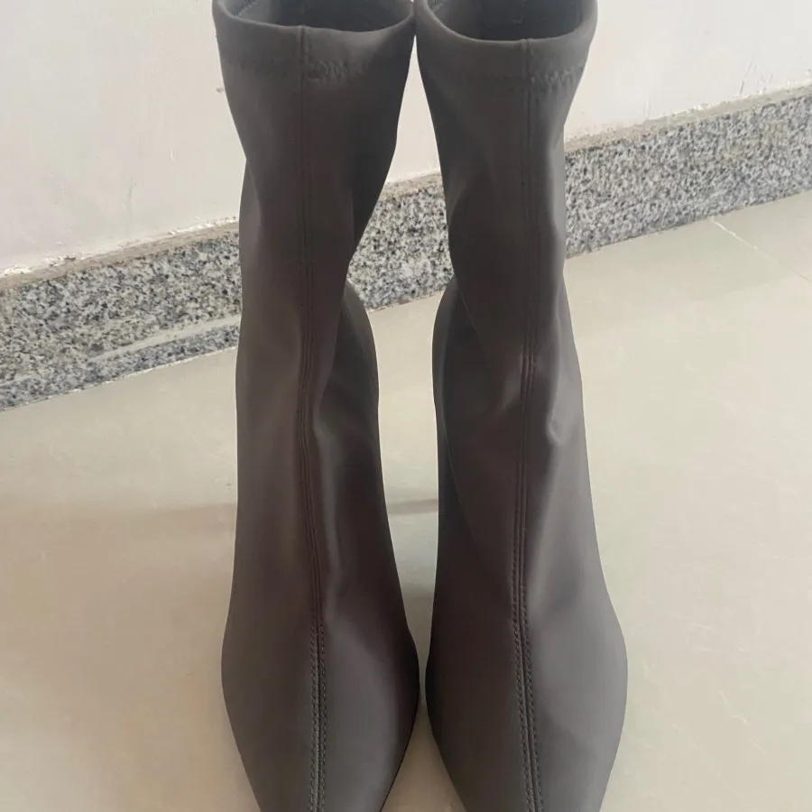 بوت پاشنه بلند H&M