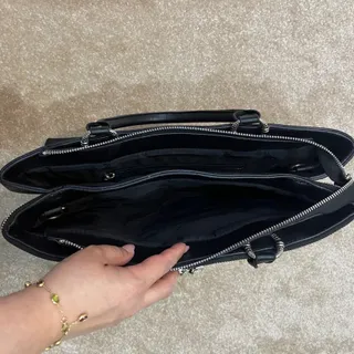 کیف مشکی برتونیکس