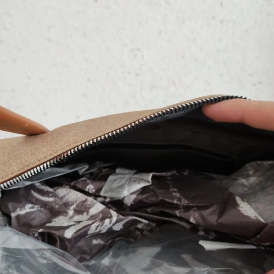 کیف بزرگ miu miu