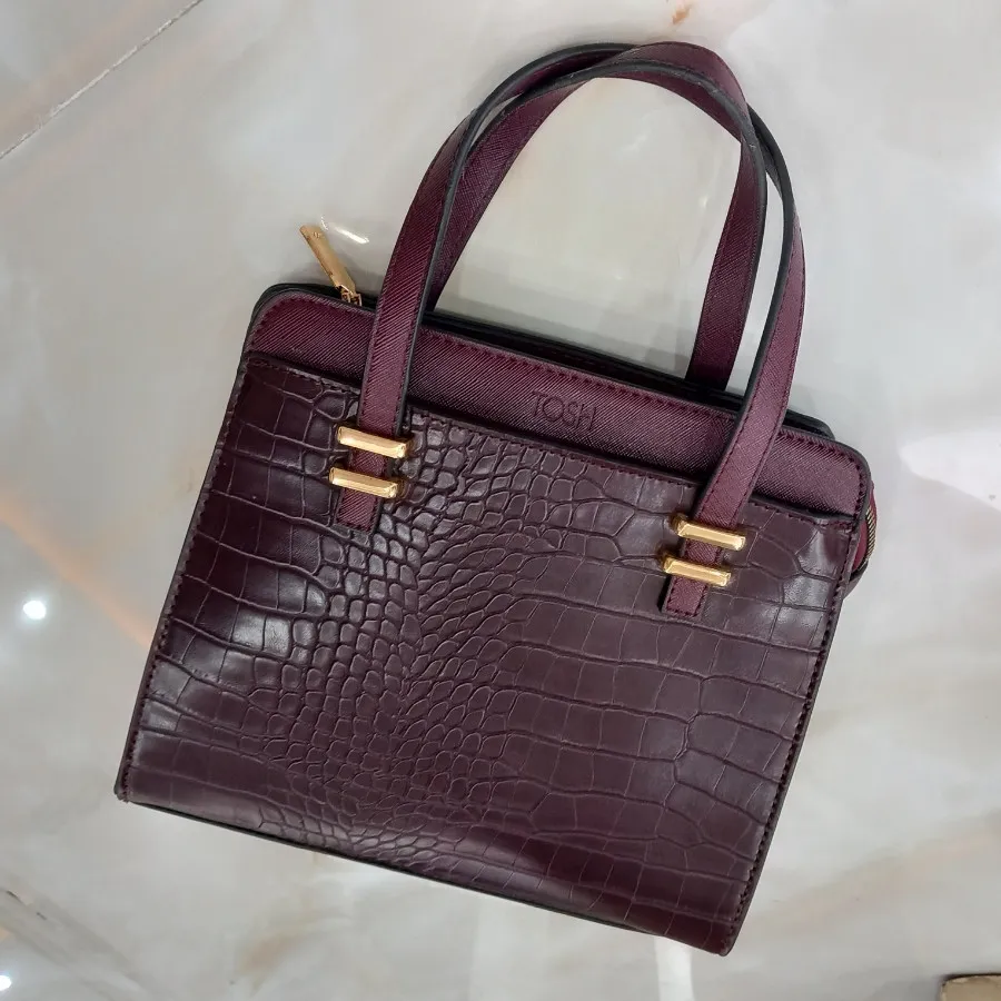 کیف چرم زرشکی