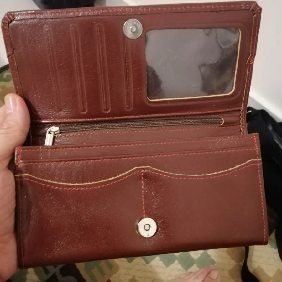 کیف پول زنانه
