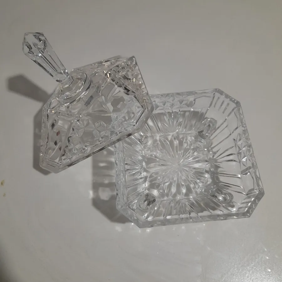 شکلات خوری