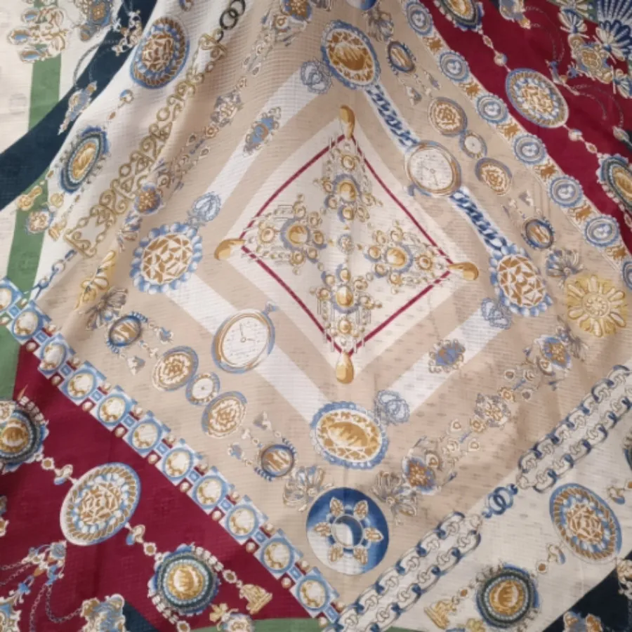 روسری قواره بزرگ