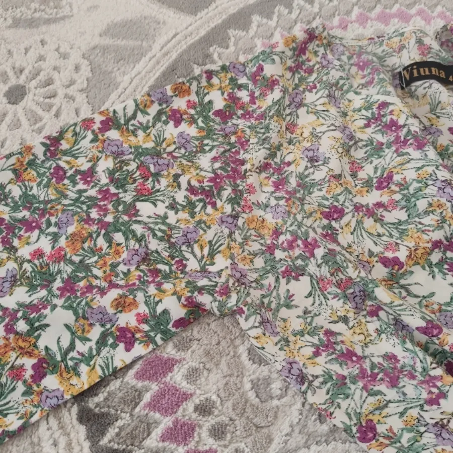 پیراهن گل گلی