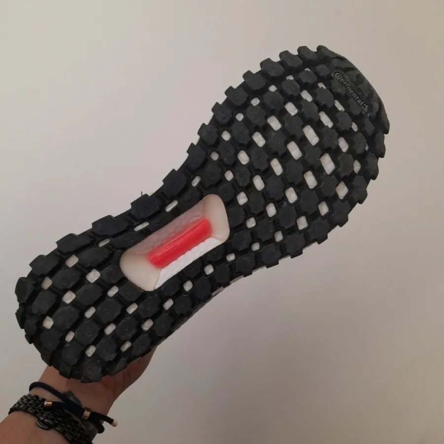 کفش ادیداس