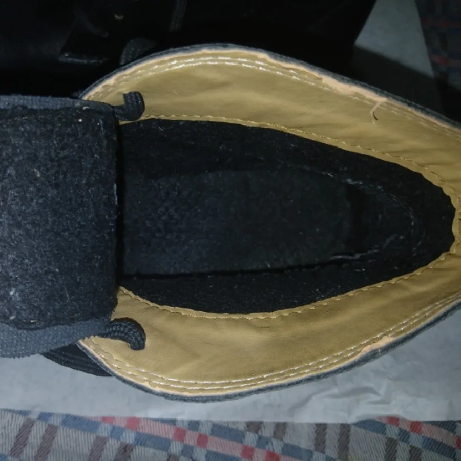 نیم بوت چرم زنانه clarks