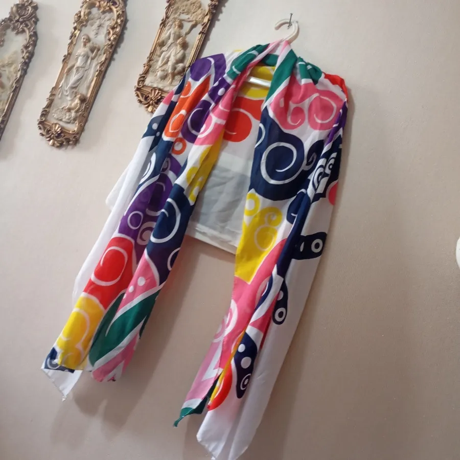 شال رنگارنگ