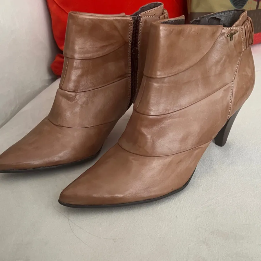 نیم بوت سایز 39-40