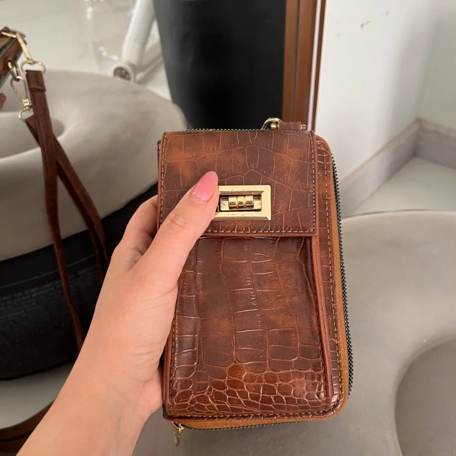 کیف چرم برندoxxoترک