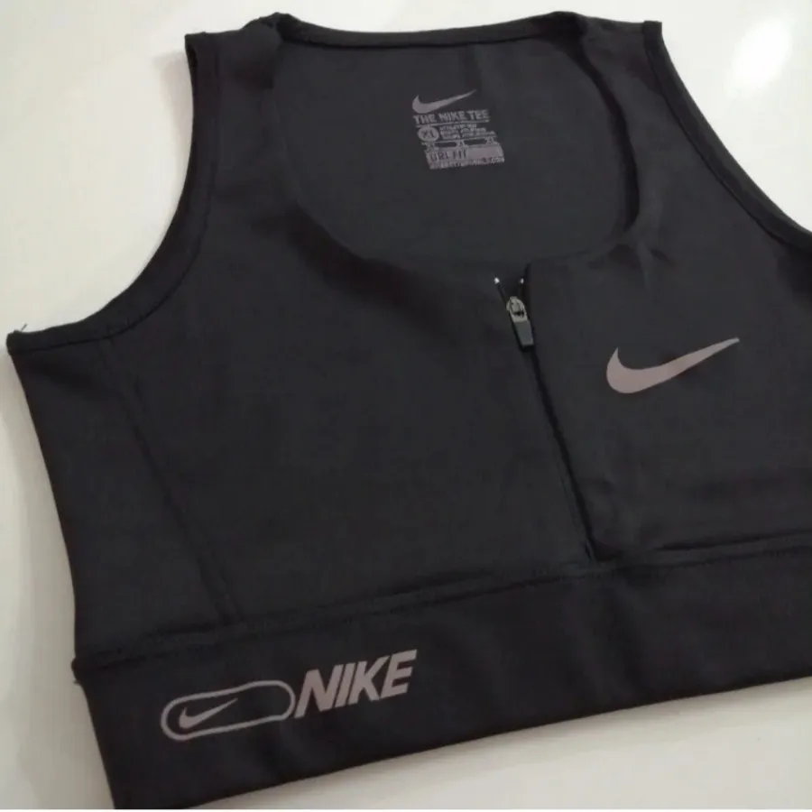 نیم تنه ورزشی nike