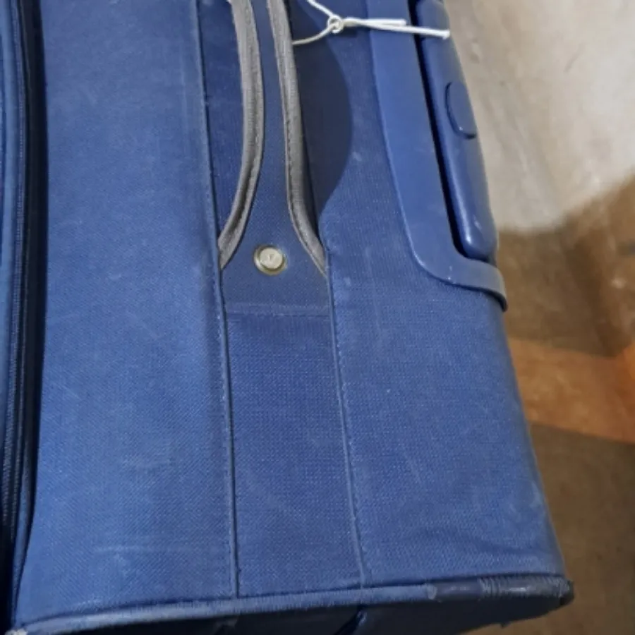 چمدان مسافرت
