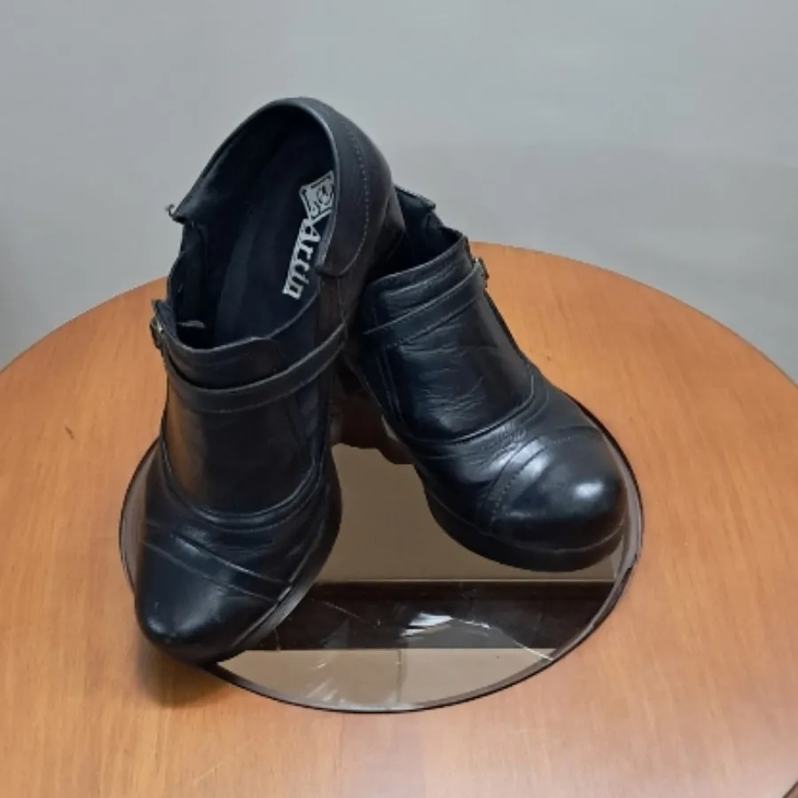 کفش چرم طبی زنانه
