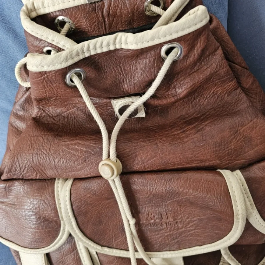 کوله پشتی چرم