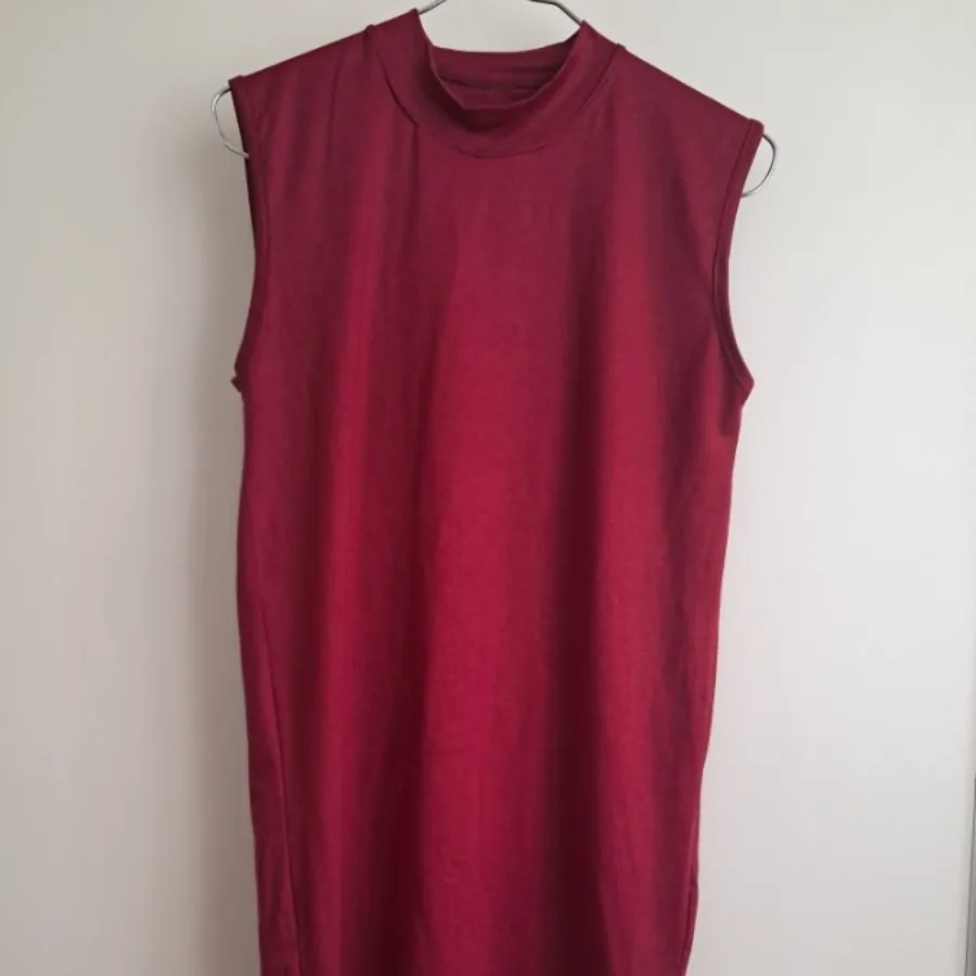 تونیک sleeveless زرشکی
