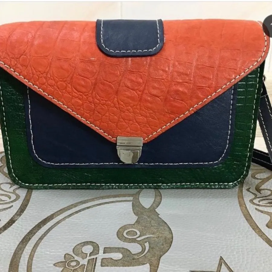 کیف چرم دست دوز