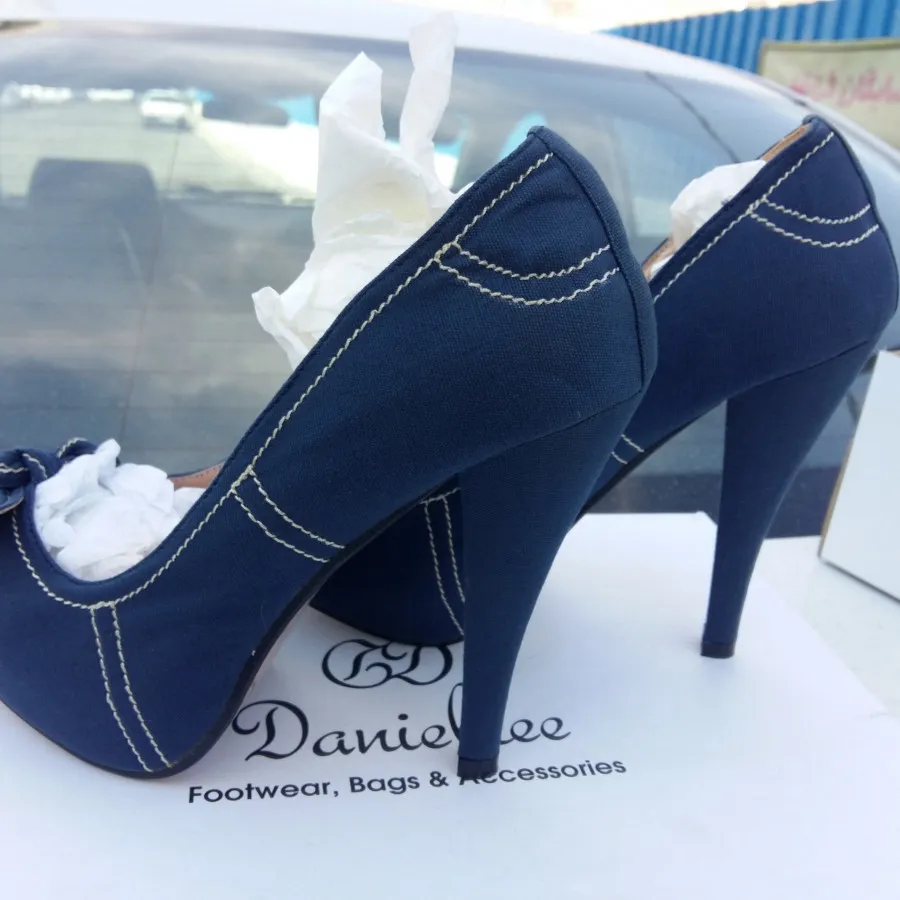 کفش پاشنهبلند جین