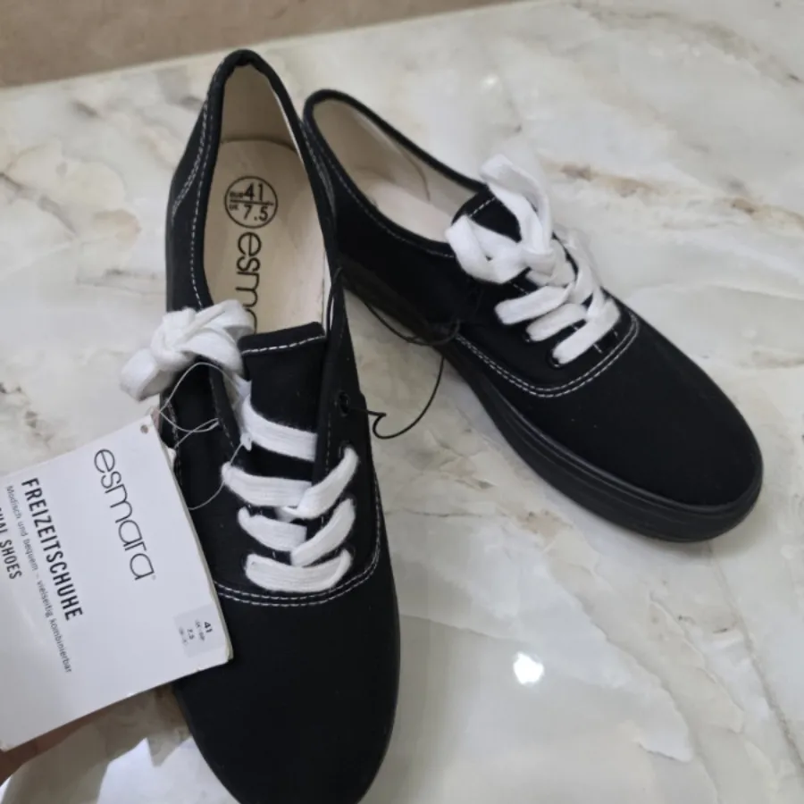کفش کتونی اسمارا سایز 41