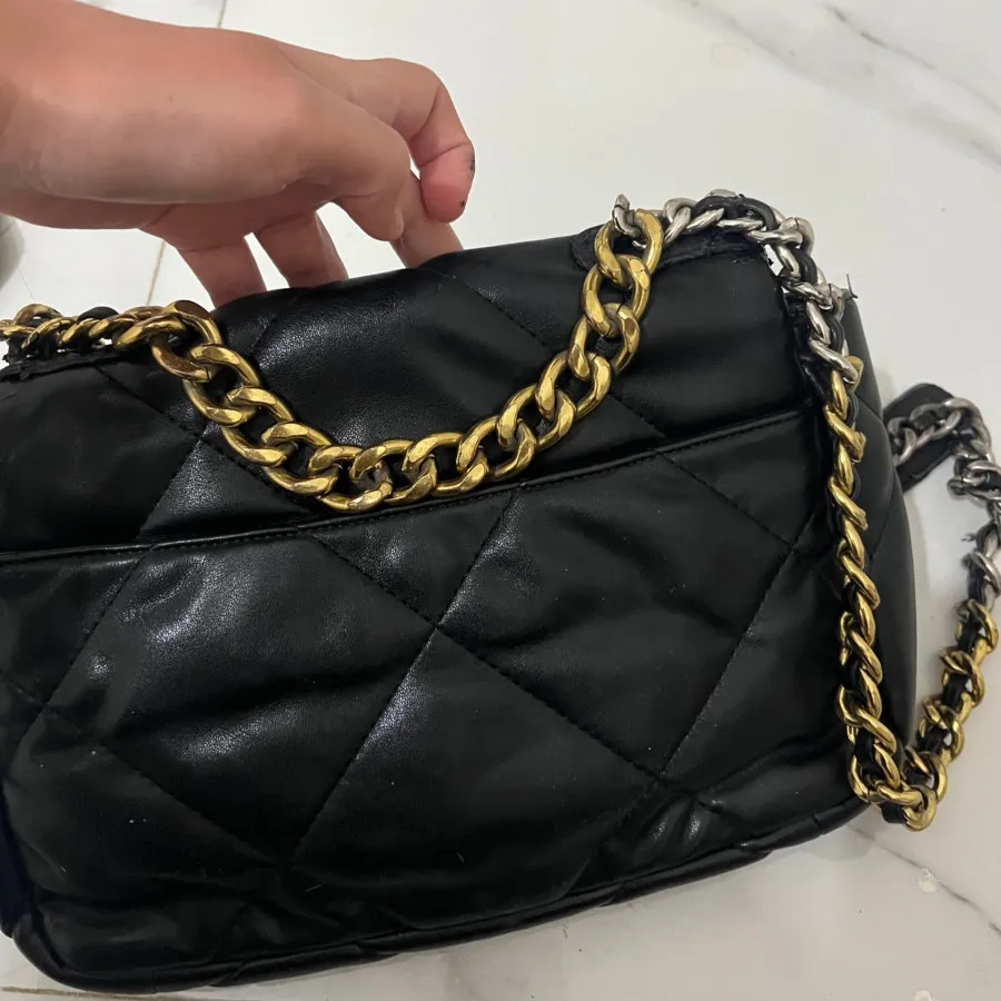 کیف شنل 19