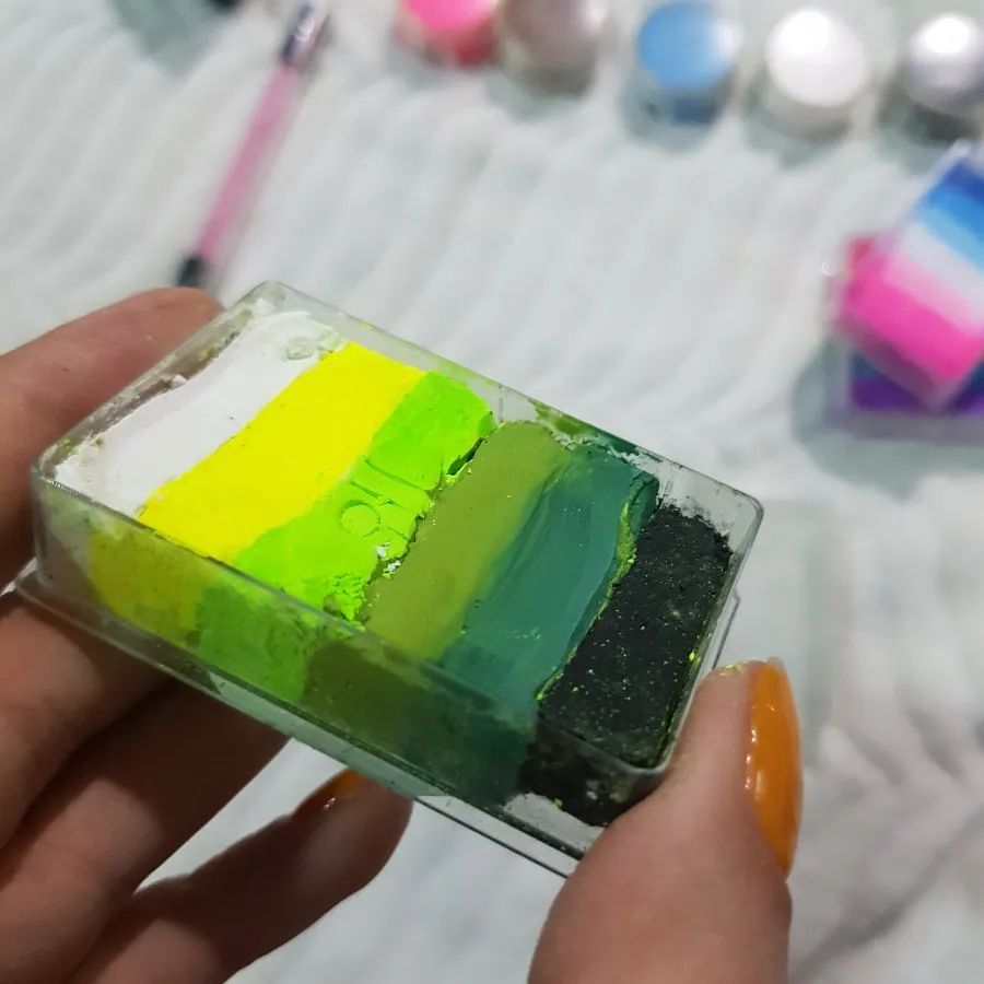 نقاشی صورت کودک