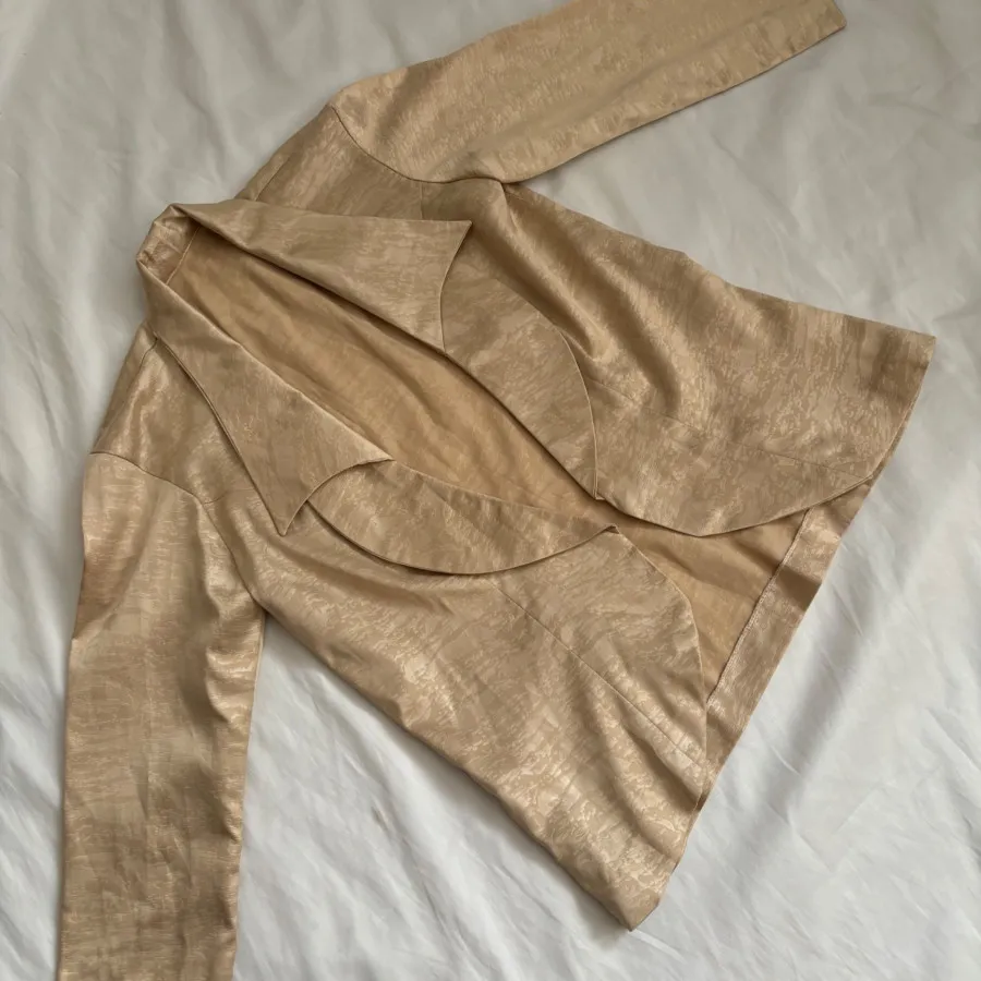 بلوز کتی