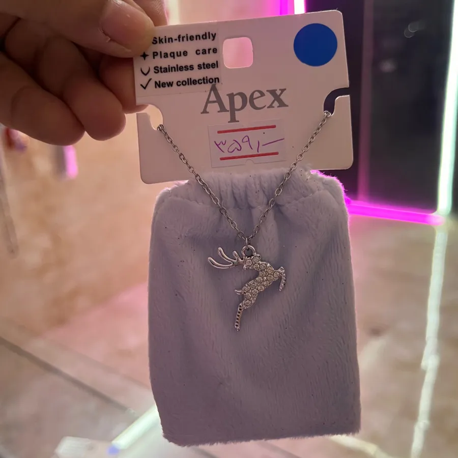 گردنبند طرح گوزن