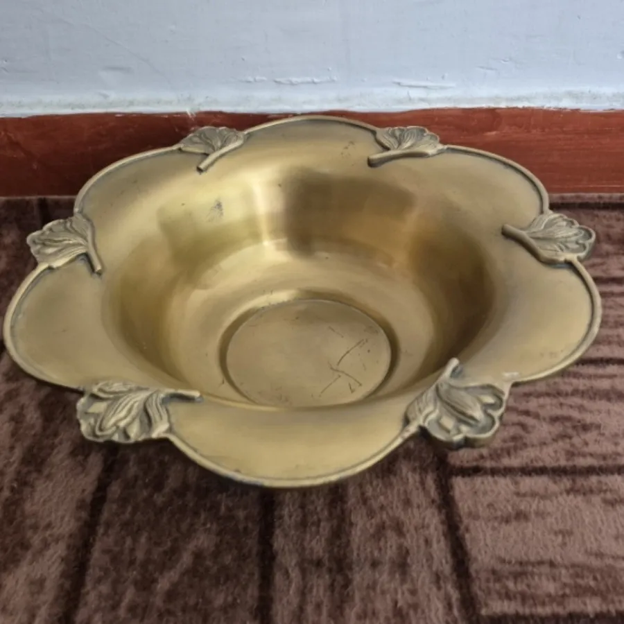 میوه خوری برنجی
