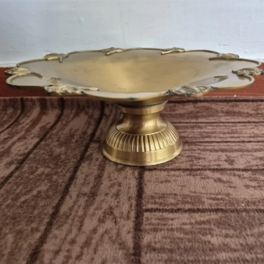 شیرینی خوری