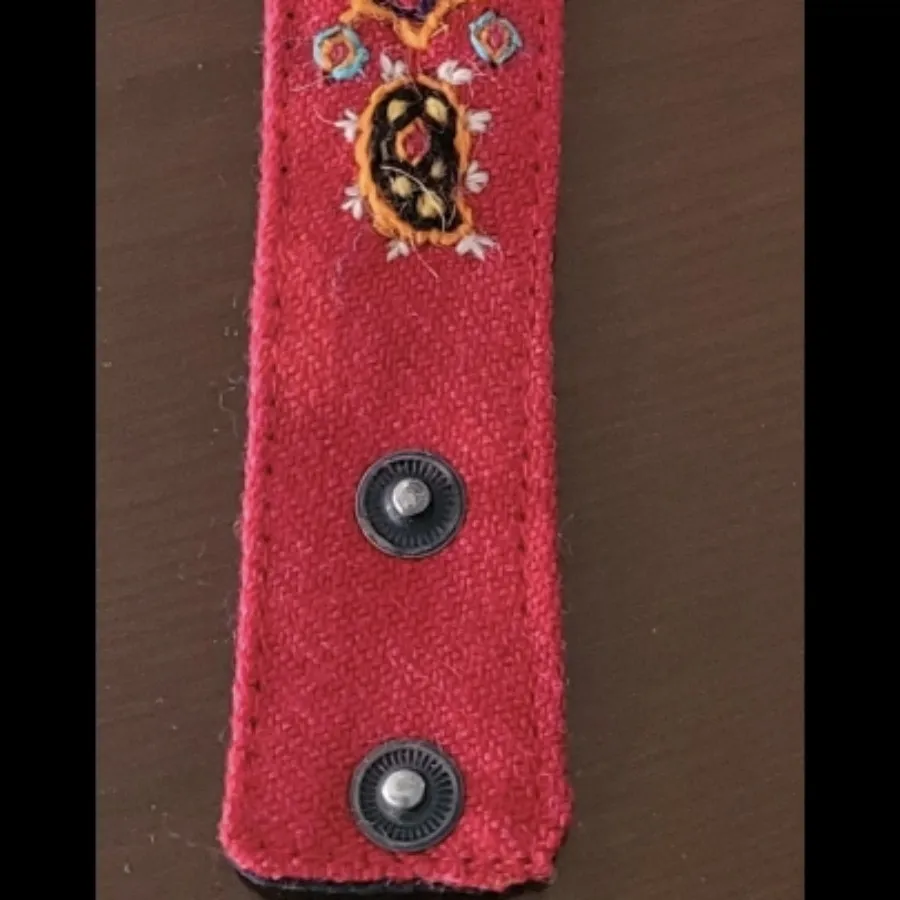 دستبند صنایع دستی