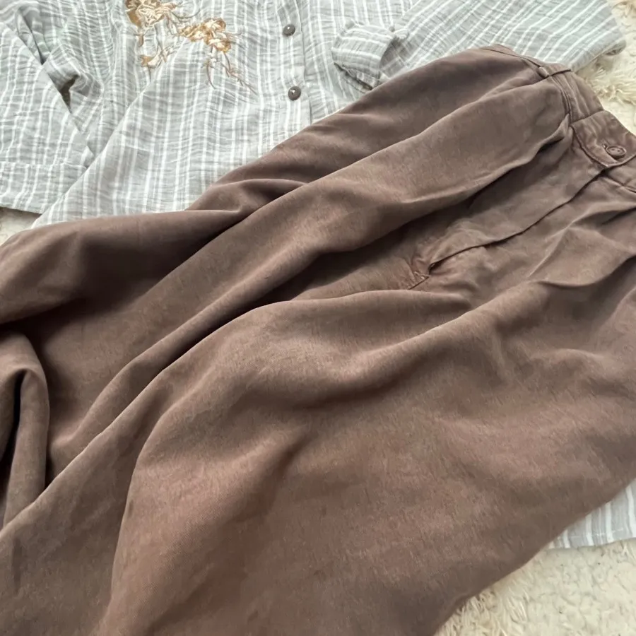 شلوار سیلک نسکافه ای
